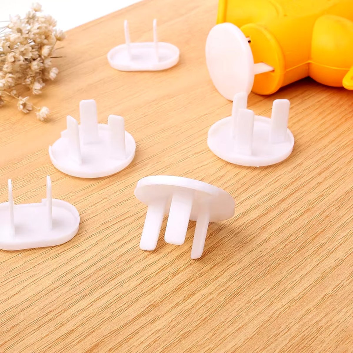 10Pcs Socket Outlet Mains Plug Cover Baby Child Safety Protector anti Electric Shock Child Plug Guard Safe Lock Home Accessorie