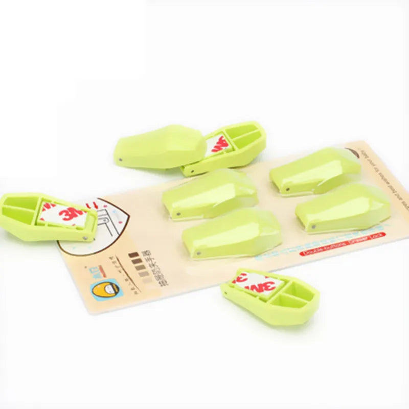 Child Safety: Door/Window/Drawer Child safety anti clamp (Won't Clamp on a Child) product(4 pcs)