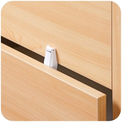 Child Safety: Door/Window/Drawer Child safety anti clamp (Won't Clamp on a Child) product(4 pcs)