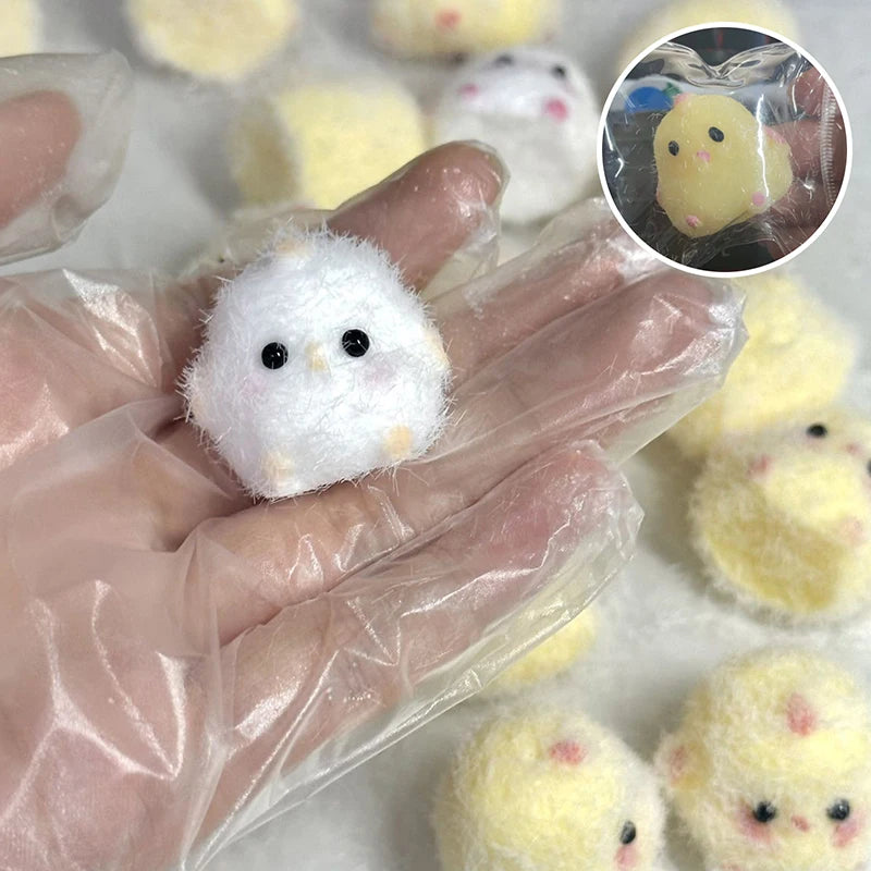Stress: Miniature Slow Rebound Relief Squeeze Toy (1PC). A Sticky TPR Squishy Stress Relief New Fidget Prop