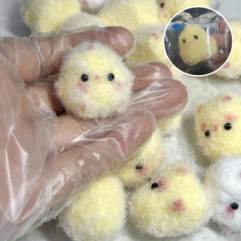 Stress: Miniature Slow Rebound Relief Squeeze Toy (1PC). A Sticky TPR Squishy Stress Relief New Fidget Prop