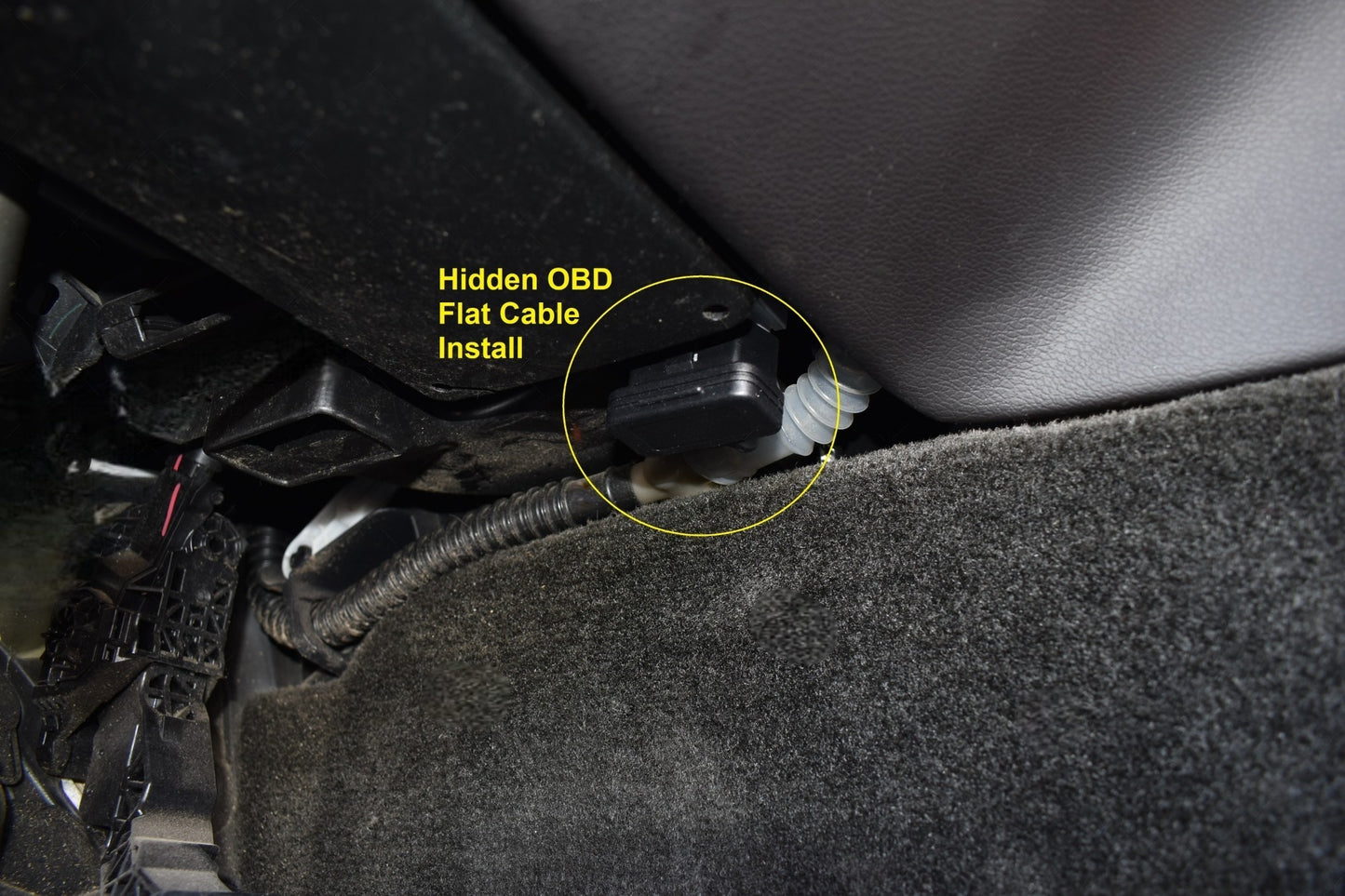 Crossover Vehicle Security Satellite GPS Tracking Device