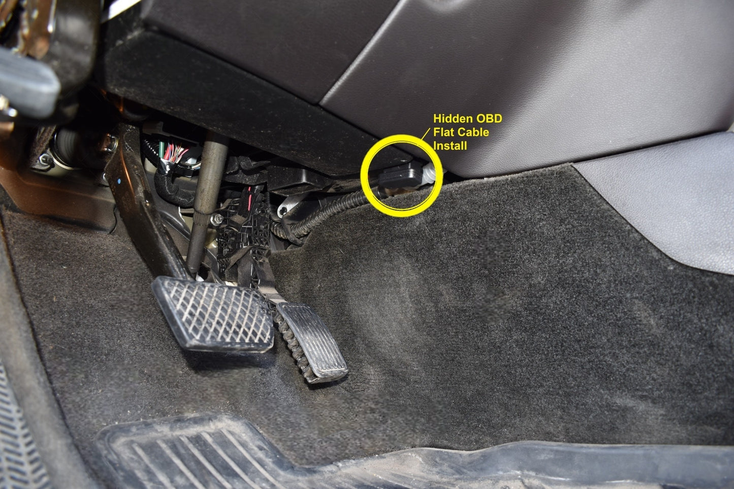 Crossover Vehicle Security Satellite GPS Tracking Device